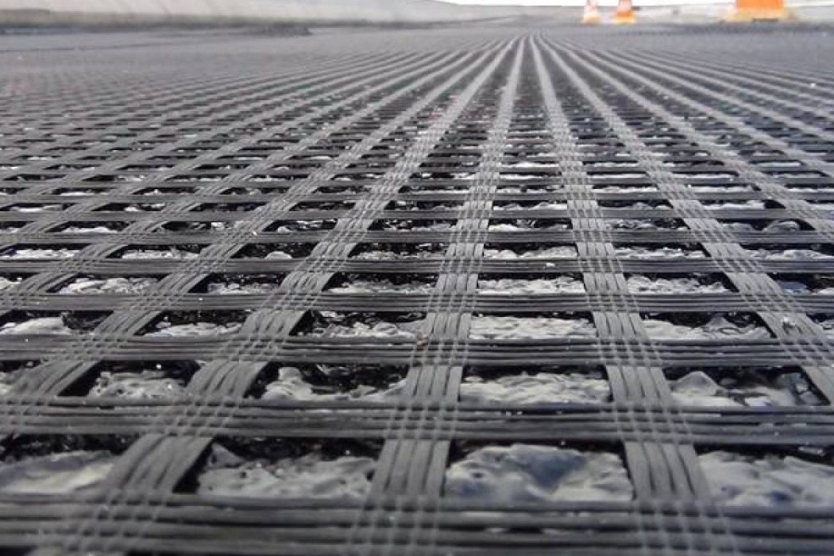 Çift Yönlü Polyester Geogrid Nedir?